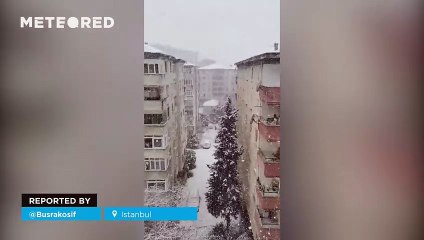 Heavy snowfall paralyzes the city of Istanbul, Turkey