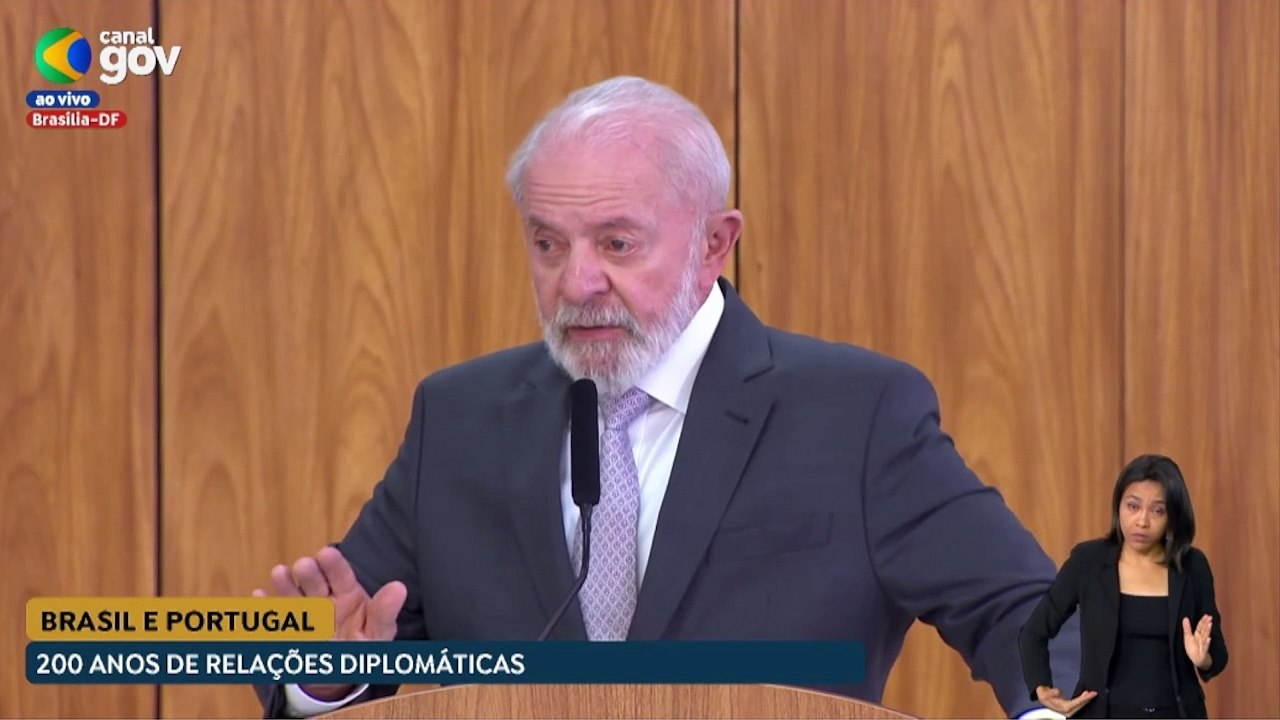 Lula diz que Bolsonaro e denunciados pela PGR terão 'direito à presunção de inocência'
