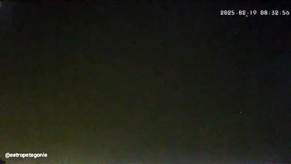 Así se iluminó el cielo de Bariloche por la caída del meteorito