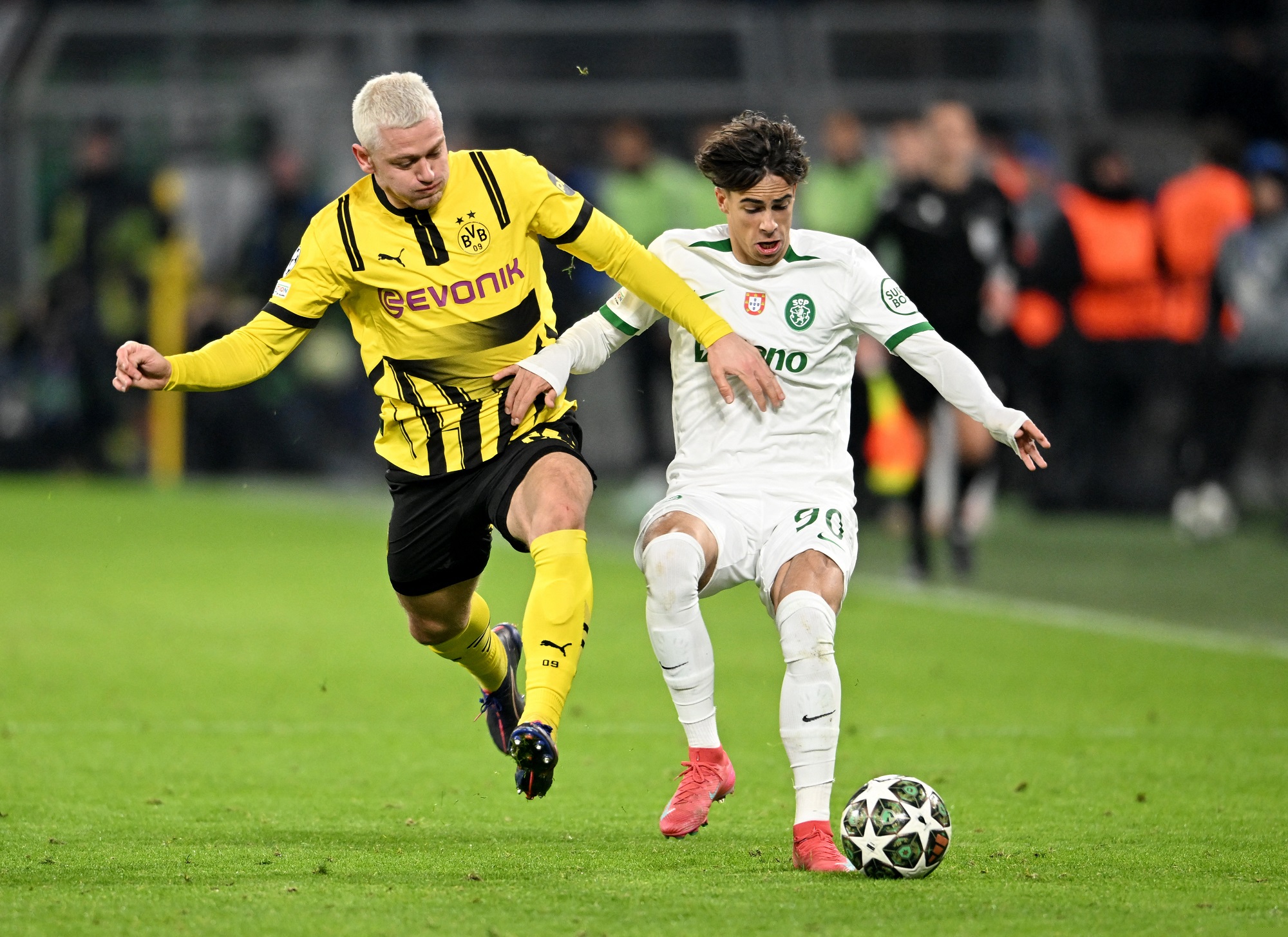 بوروسيا دورتموند يتخطّى سبورتينغ