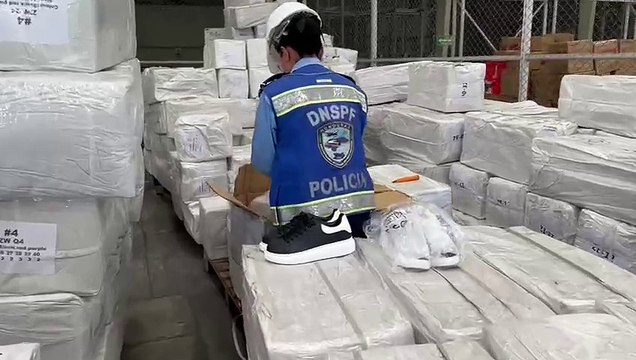 Policía decomisa millones de lempiras en tenis falsificados en aduana hondureña