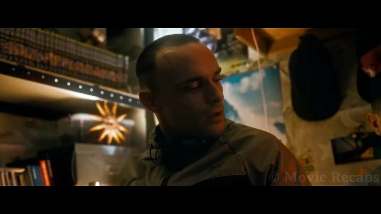 Infested | Spider Horror - Man Buys an illegal Deadly Spider That Breeds Rapidly And Turns The Entire Building Into a War Zone | Explained in Hindi