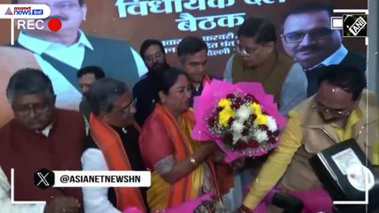 Delhi New CM Rekha Gupta के घर के बाहर जश्न का माहौल, सुनिए क्या बोले समर्थक