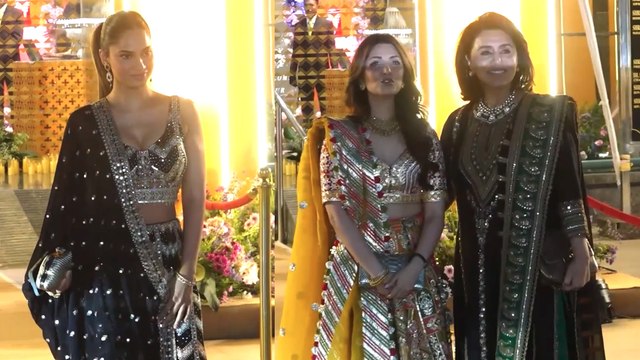 Neetu Singh, Riddhima Kapoor And Bhavini Sheth Celebrate Aadar Jain- Alekha Advani’s Mehndi