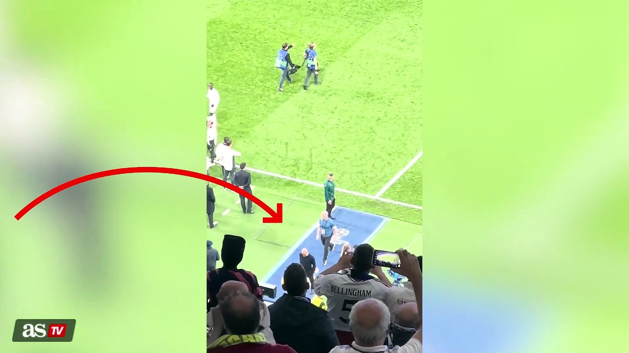 De esos gestos de Pep que en el Bernabéu que se recordarán durante mucho tiempo: ojo al escudo