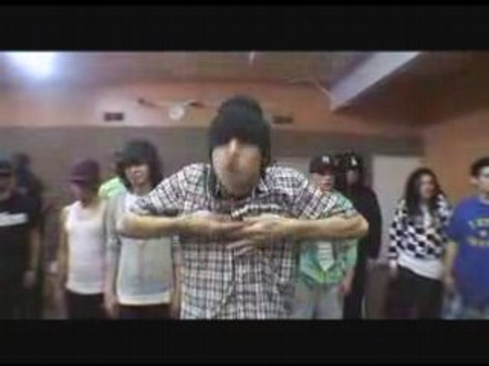 Adam and Chu challenge Miley and Mandy