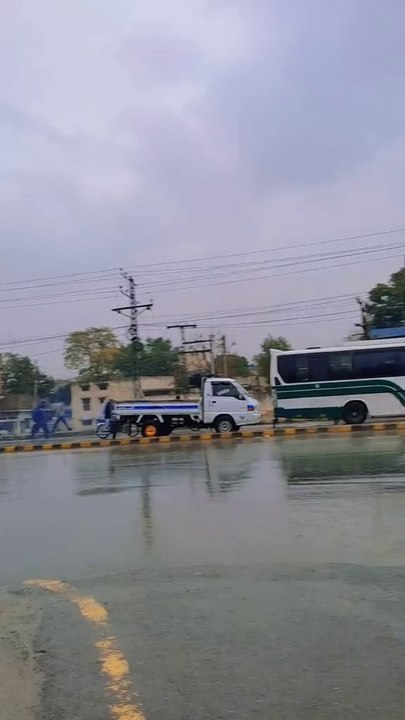 8431bc9ee665740862d09e1f15637bd7| rainy weather 🌧️