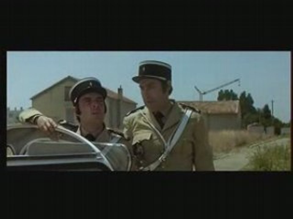 Le gendarme les scènes des 2cv