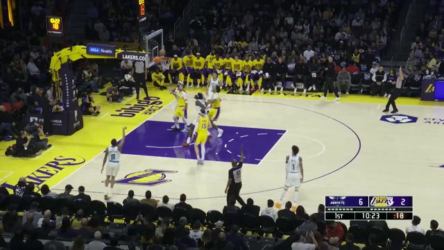Luka finds LeBron with half-court pass for dunk