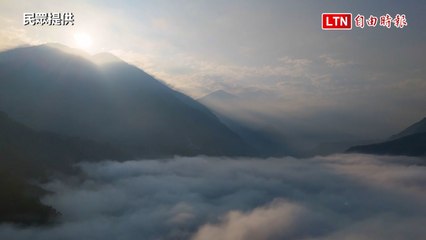 南投信義「雲河」漫湧 破雲而出「同框」日出(民眾提供)