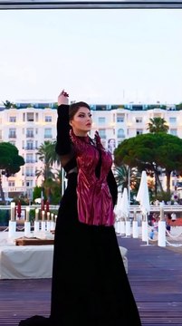 Urvashi rautela hot reels compilation | Actress Urvashi Rautela hottest slo-mo compilation.