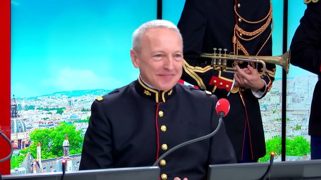 À la cérémonie des JO, c'est vous qui avez dansé avec Aya Nakamura, faisant immédiatement de vous le gendarme le plus cool du monde !