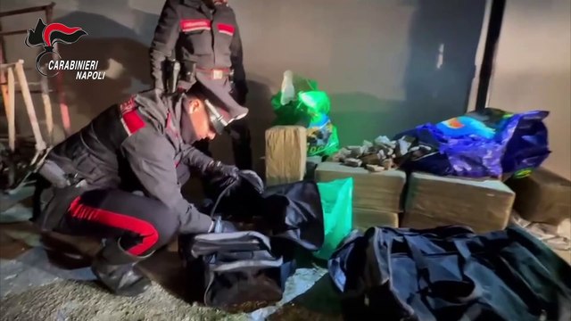 Narcotraffico tra Napoli e Caserta, imponente sequestro di droga: 750 kg di hashish, quattro arresti