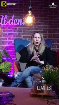 ANA PRESENTANDO LOS VINOS, LICORES Y PRODUCTOS SELECTOS DE LA DISTRIBUIDORA MONTEFER EN EL PALACIO DE LOS LICORES