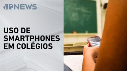 Governo de SP regulamenta proibição de celulares nas escolas