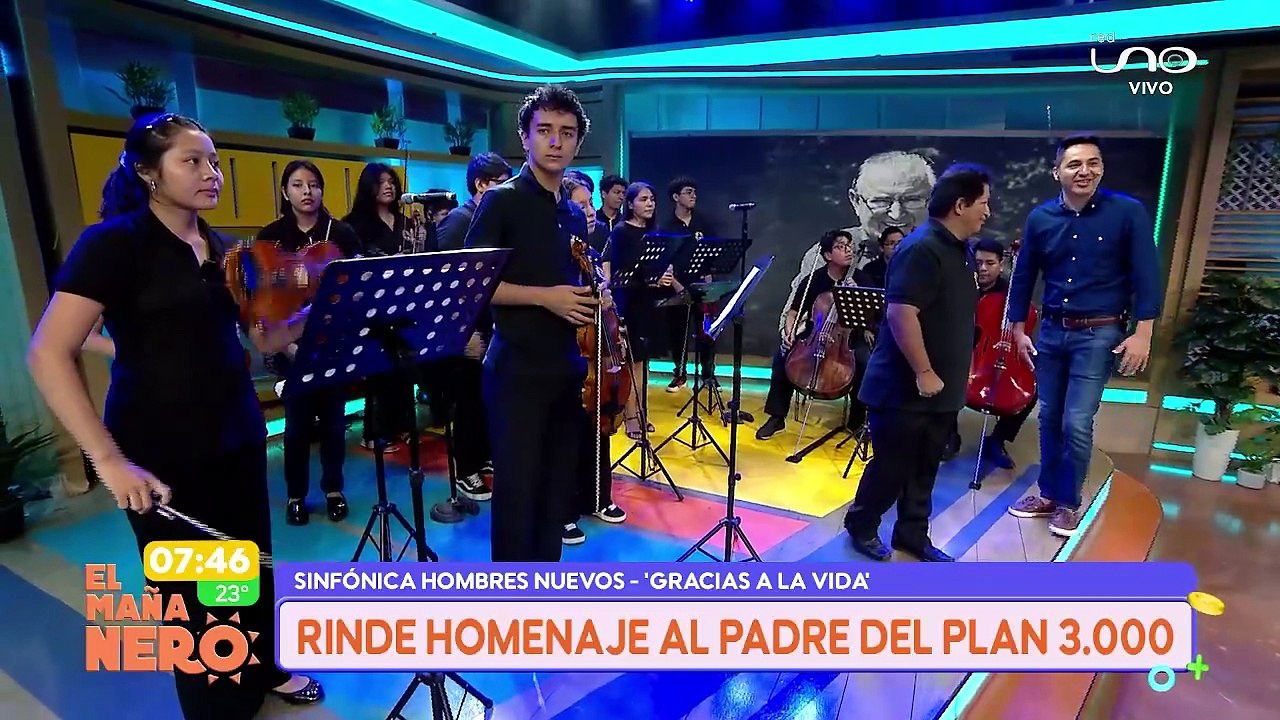 SCZ: ORQUESTA RINDE HOMENAJE A MONS. CASTELLANOS