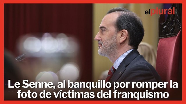 El president del Parlament balear (Vox), a juicio por romper una foto de víctimas del franquismo