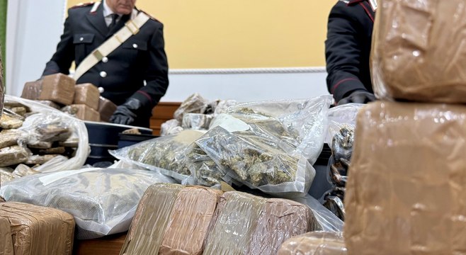 Droga, sequestro record da 3 milioni nel Casertano: blitz dei carabinieri in una villetta, 4 arresti (20.02.25)