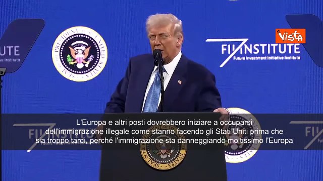 Trump: Immigrazione illegale sta danneggiando Europa, dovrebbero fare qualcosa
