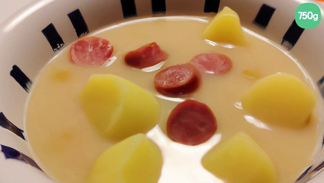 Soupe de pommes de terre à la saucisse