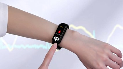 Die VivoWatch 6 Aero von Asus kann den Blutdruck und die Herzfrequenz messen