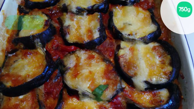 Gratin d 'aubergines à la tomate