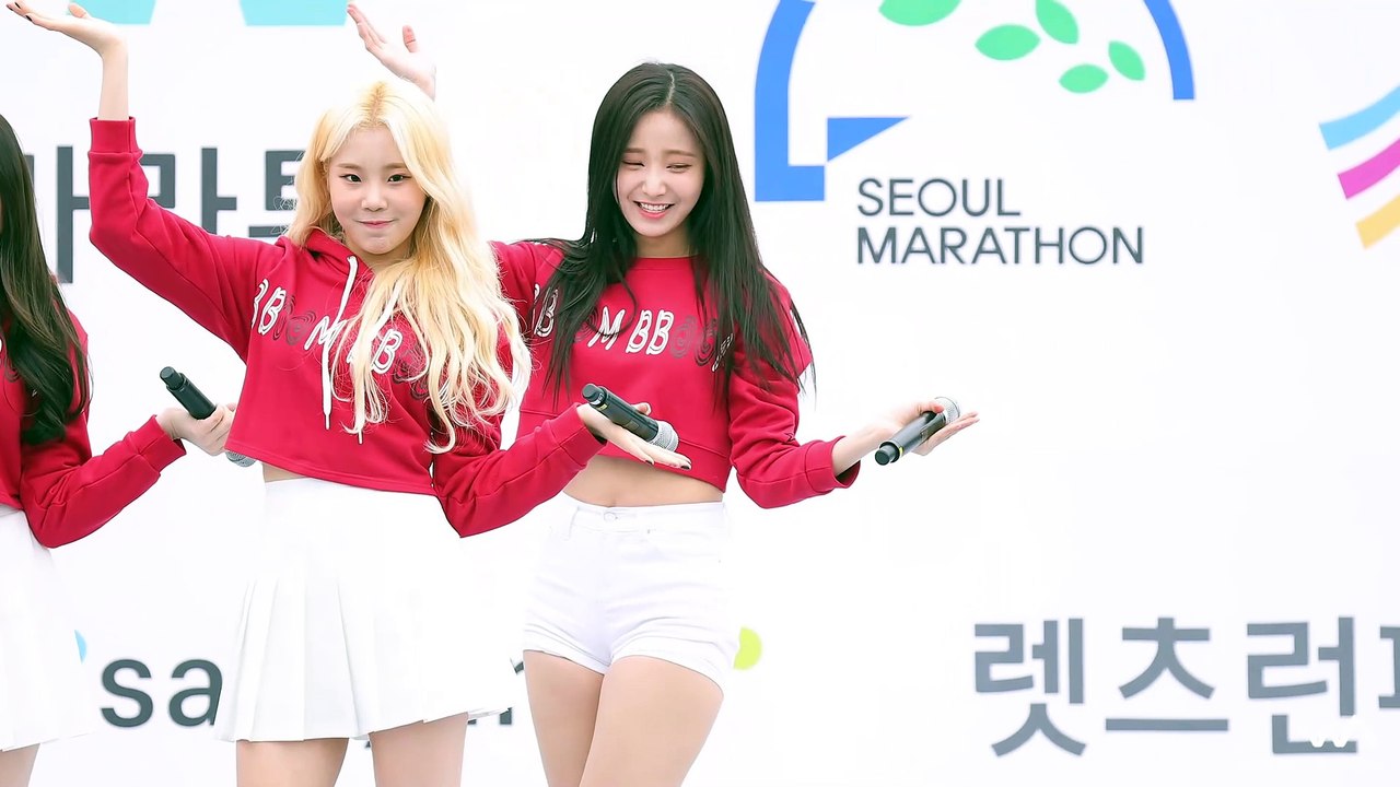 180318 모모랜드 (MOMOLAND) '꼼짝마' 연우 4K 직캠 @서울 국제 마라톤 대회 4K Fanca