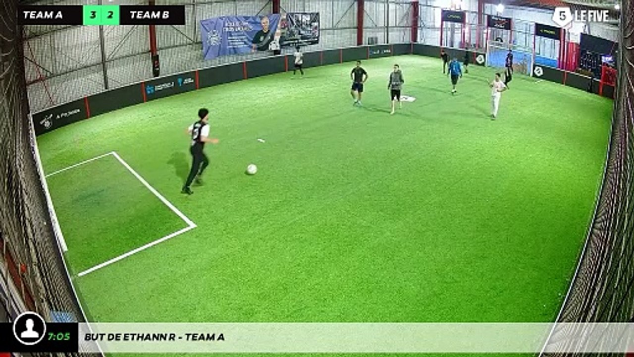But de Ethann R - Team A