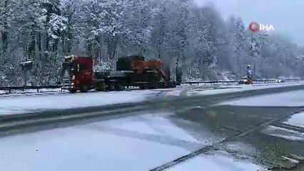 Yola çıkacaklar dikkat! Kar etkili oluyor