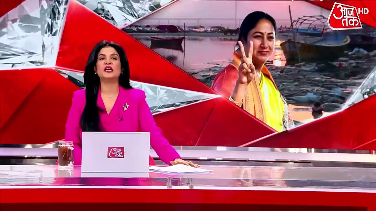 रेखा गुप्ता के यमुना आरती कार्यक्रम पर सियासत ग...