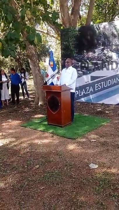 UASD identifica persona que grabó video viral