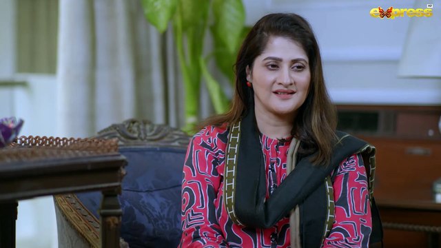 Sitaron Se Agay  Episode 9  Noman Ijaz, Laiba Khan, Sahiba Afzal  Express TV