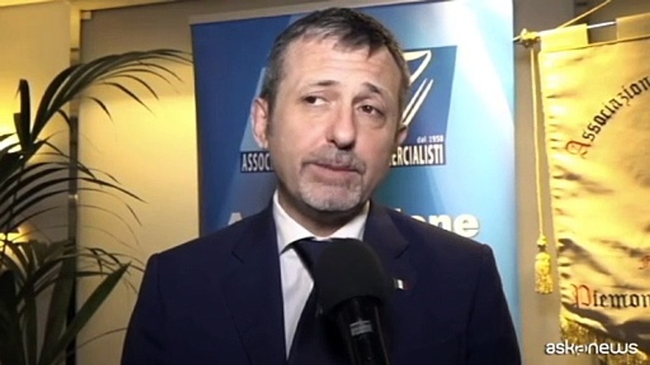 Il sottosegretario Delmastro condannato a 8 mesi. Lui: non mi dimetto