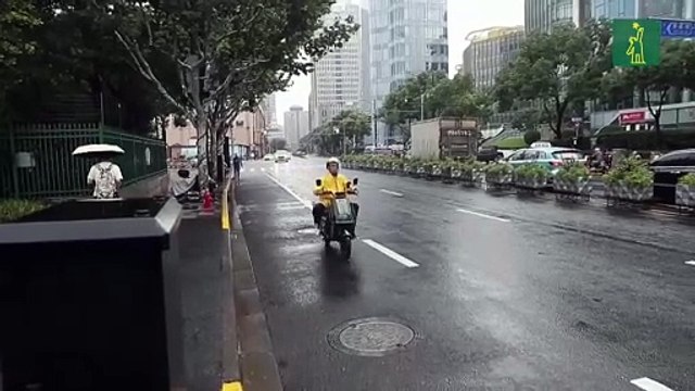 Más de 100.000 evacuados en Shanghái ante el paso del segundo tifón en una semana