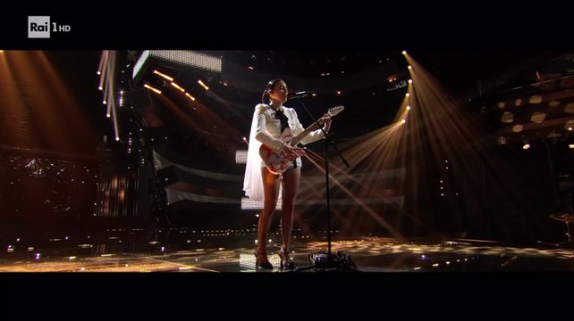 Joan Thiele - Eco @ Sanremo 2025 prima serata