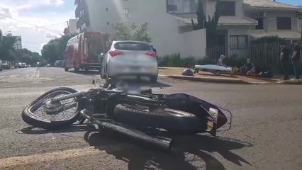 Acidente entre HB20 e moto deixa motociclista ferido no Cancelli