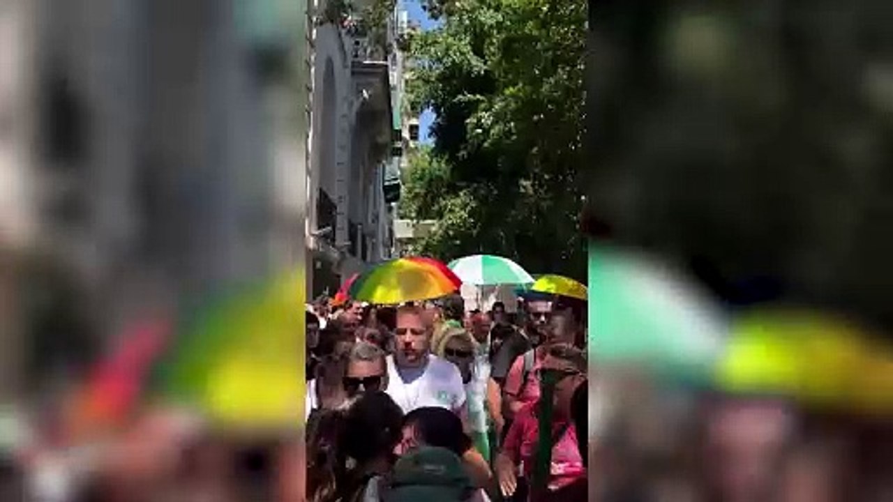 Reprimieron una marcha de estatales al Ministerio de Capital Humano