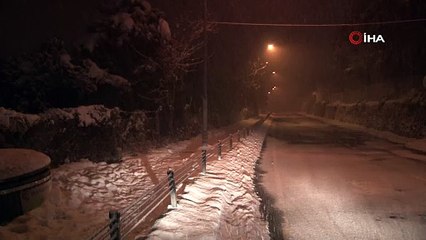 Bu gece kar sabaha kadar yağdı