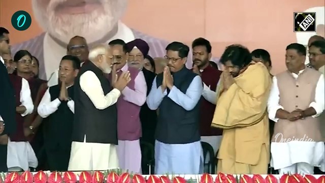 PM Modi Jokes With Pawan Kalyan ಹಿಮಾಲಯಕ್ಕೆ ಹೋಗೋ ಪ್ಲಾನ್ ಇದ್ಯಾ? ಪವನ್ ಕಲ್ಯಾಣ್ ಜೊತೆ ಮೋದಿ ಕಾಮಿಡಿ