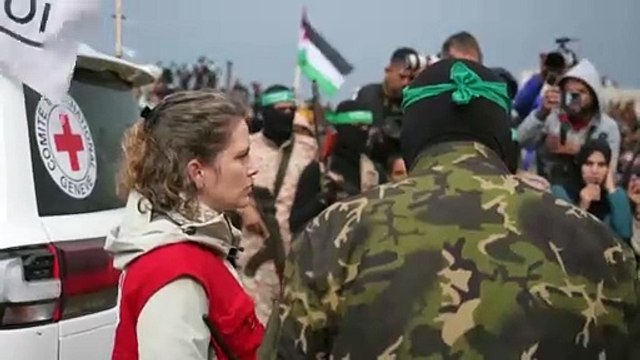 Hamas accused of 'serious violation' of Gaza ceasefire after returning ‘anonymous’ body instead of hostage victim Shiri Bibas