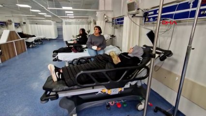 Erzurum'da yolcu otobüsü devrildi: 37 yaralı