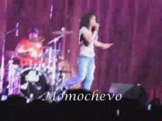 Louisy Joseph Assis par terre Nantes 29 avril 2008