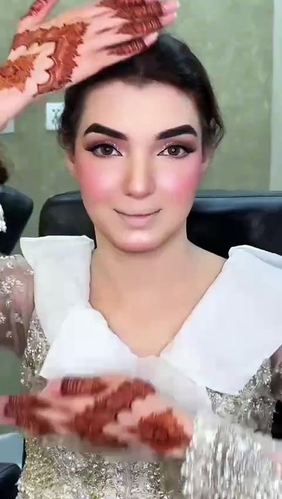 NIKKIHA MAKEUP