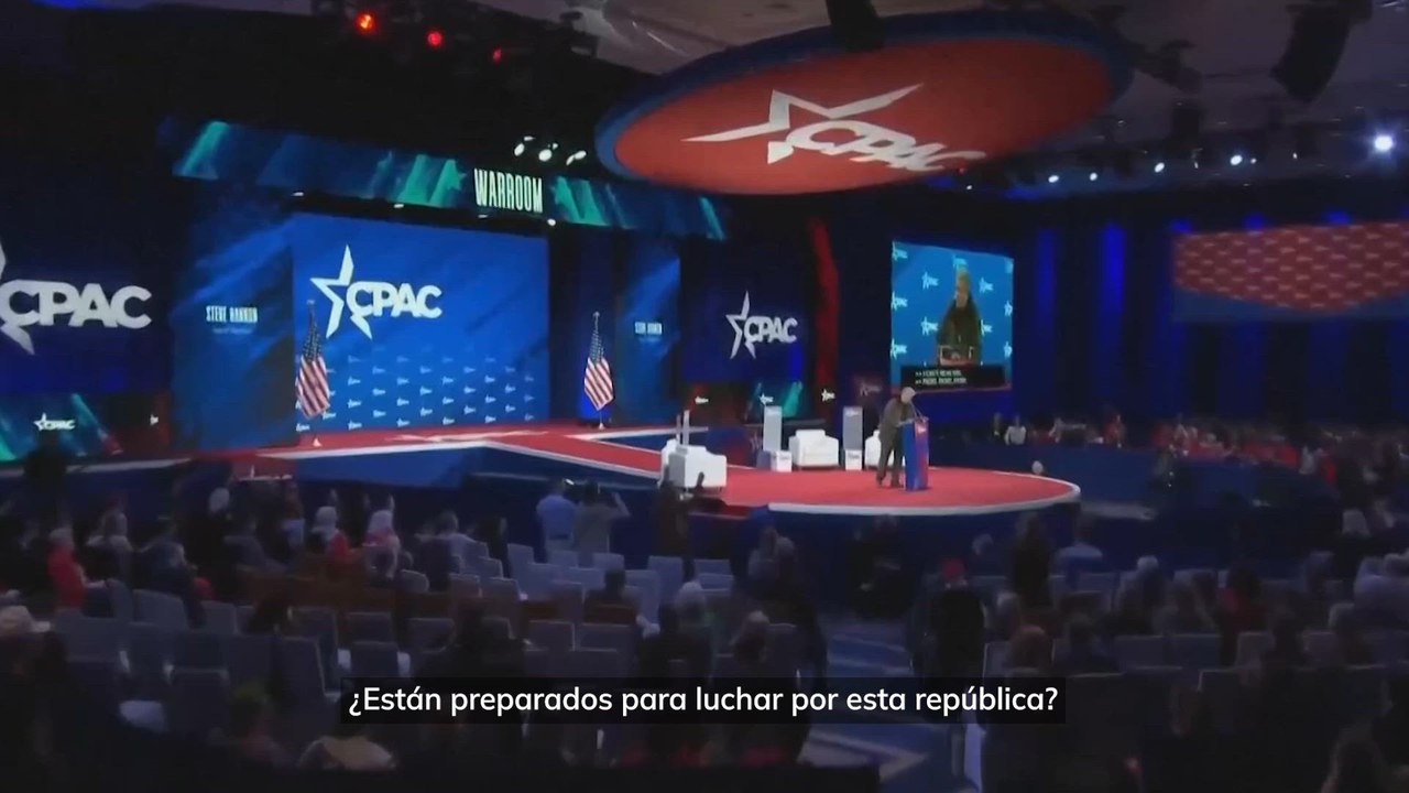 El exasesor de Trump hace el saludo nazi en CPAC