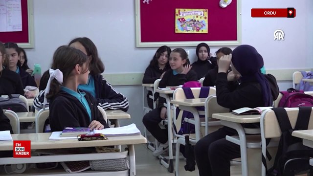 Öğretmenin okuma alışkanlığına yönelik ders tekniği yüksek lisans tezi oldu