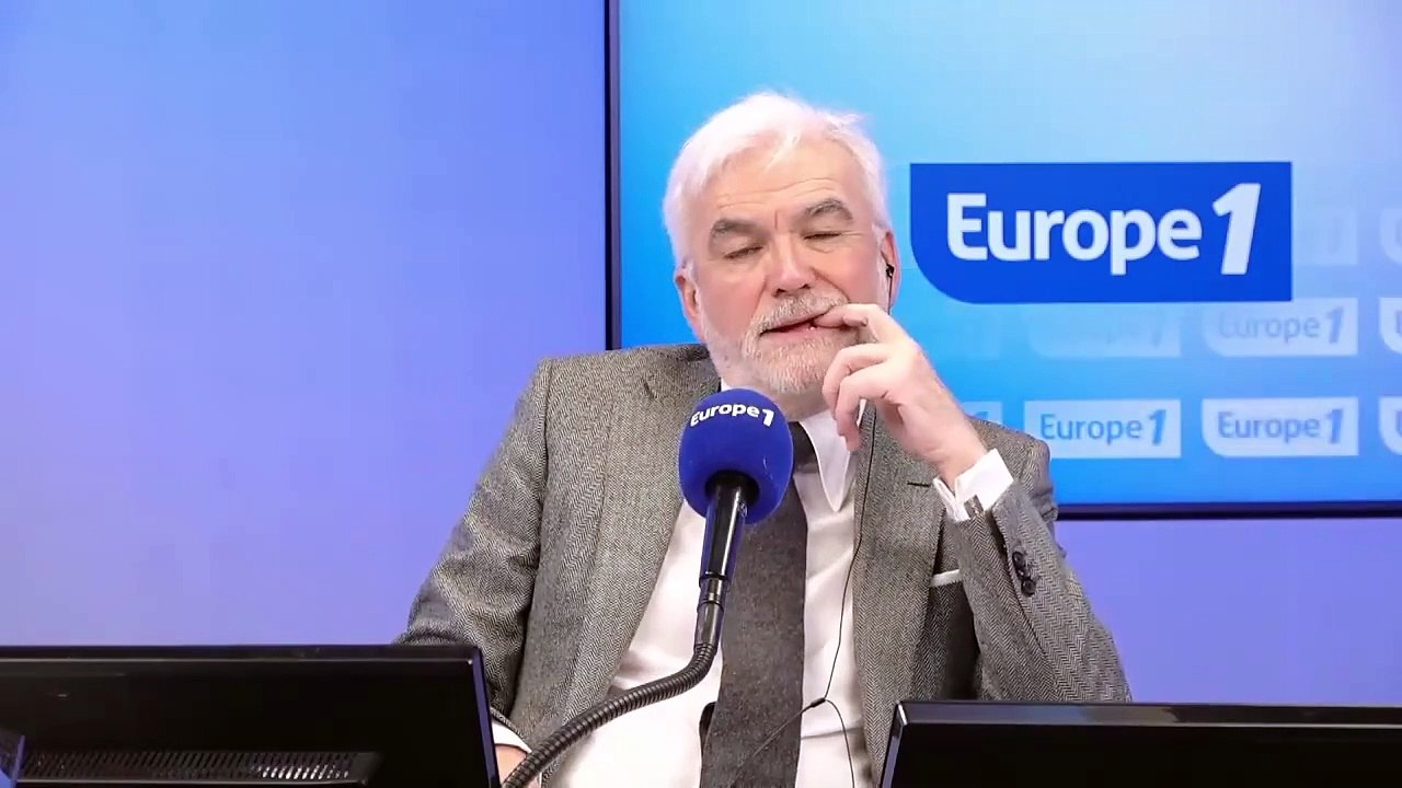 Pascal Praud et vous - Fermeture de C8 : «Pourquoi Cyril Hanouna ne va pas en Suisse ? Il serait largement gagnant», suggère un auditeur