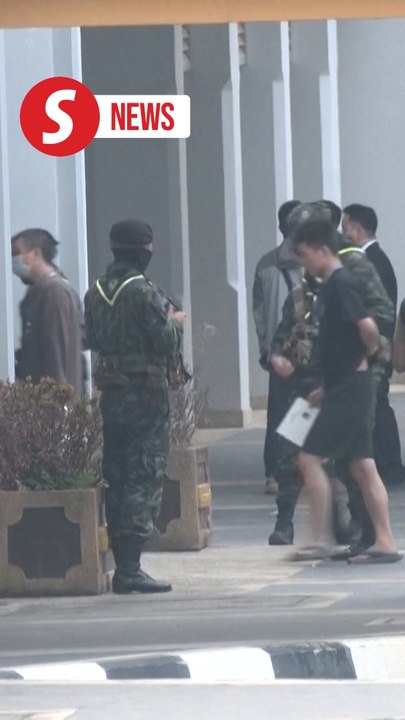 Myanmar returns 300 more Chinese scam centre workers