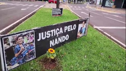 Praça ganha monumento em memória de Fernando Lorenzo, morto em acidente trágico