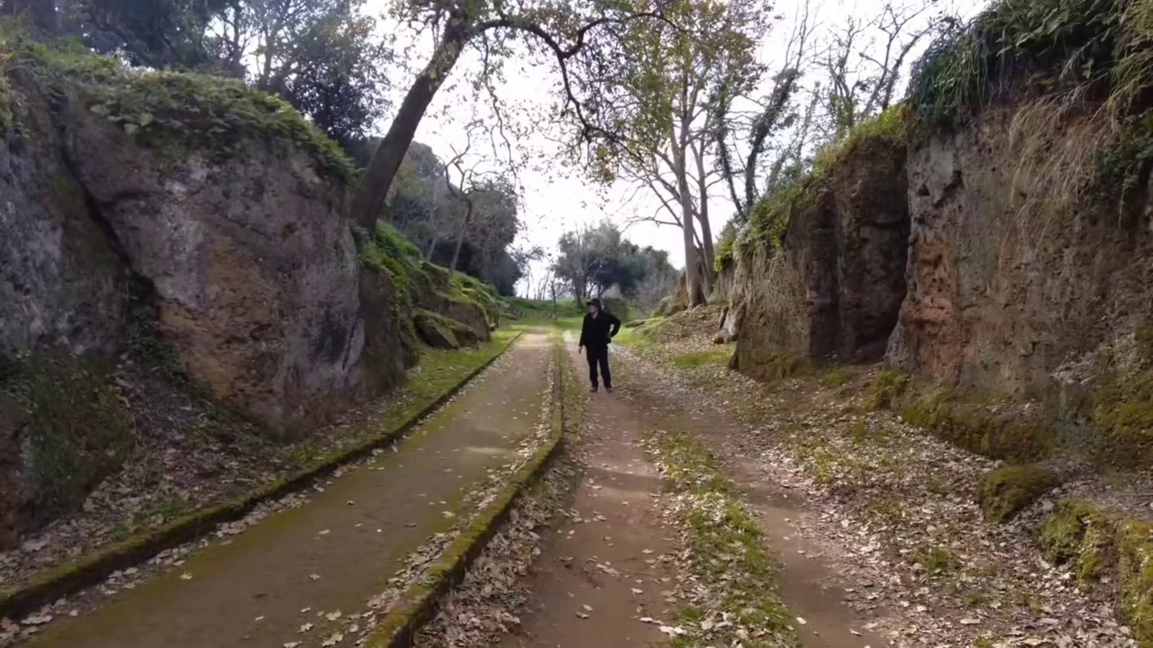 Presentazione Progetto Etruschi. Cerveteri. Conoscere in modo diversogli Etruschi.