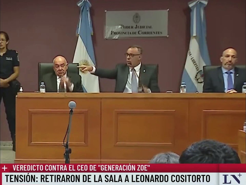 A los gritos y esposado se fue Leonardo Cositorto del juicio que lo declaró culpable de asociación ilícita y estafa